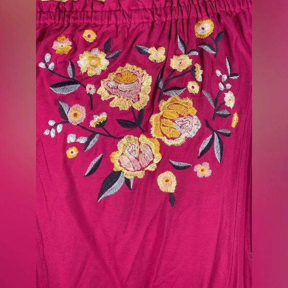 🩷 WONDERLY Off The Shoulder Embroidered Tunic Dress NWT Medium - Picture 4 of 8